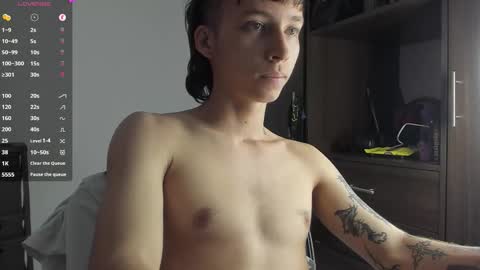 Snapshot of xamyu chatting on 11-15-25, 07:32 Xam online show from 11-15-25, 07:32