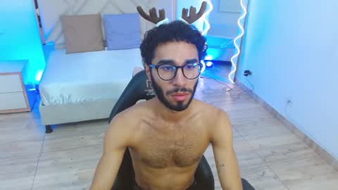 Snapshot of xander_tay chatting on 12-07-24, 11:51 ISSANDER online show from 12-07-24, 11:51