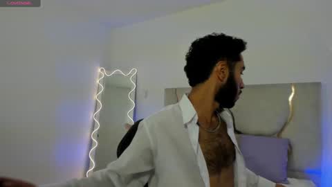 Snapshot of xander_tay chatting on 01-03-25, 07:29 ISSANDER online show from 01-03-25, 07:29