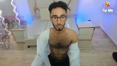 Snapshot of xander_tay chatting on 01-15-25, 07:55 ISSANDER online show from 01-15-25, 07:55