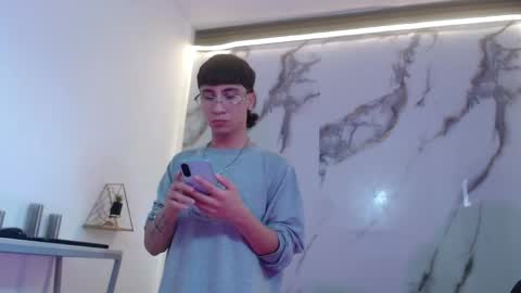 xandergrey8 online show from 04-06-26, 07:15