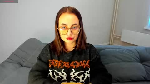 Snapshot of xapka_lapka chatting on 05-24-26, 01:05 Alice online show from 05-24-26, 01:05