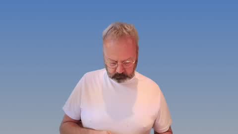 Snapshot of xarkevis chatting on 12-15-24, 07:42 X4RK3V15 online show from 12-15-24, 07:42