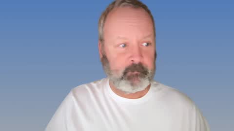 Snapshot of xarkevis chatting on 01-01-25, 07:43 X4RK3V15 online show from 01-01-25, 07:43