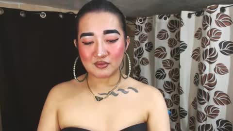 Nira   NOT INTO CHEAP GUYS  online show from 01-25-25, 06:35