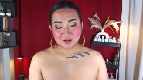 Nira   NOT INTO CHEAP GUYS  online show from 09-15-25, 08:42