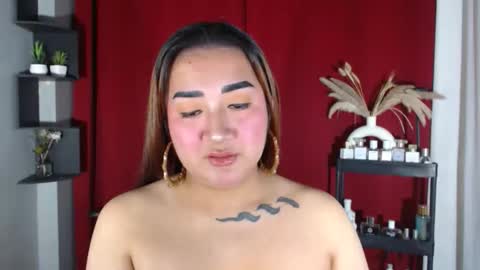 Nira   NOT INTO CHEAP GUYS  online show from 09-25-25, 02:21