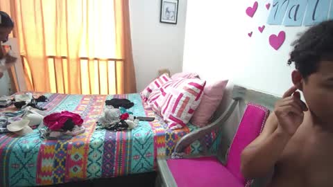 xayah_y_rakan online show from 02-18-25, 03:32