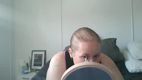 xbeautifulxliex online show from 04-14-26, 04:57