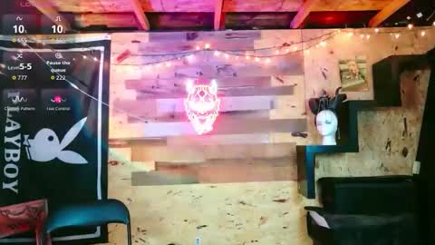 Caitie Rage online show from 10-28-25, 12:25