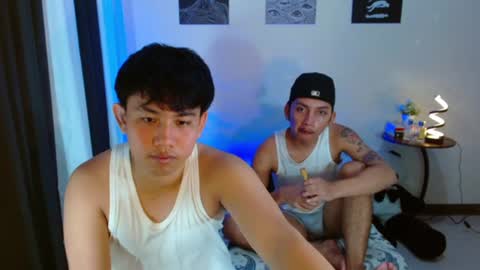 Snapshot of xcigbatecum chatting on 06-22-26, 04:59 Charlie online show from 06-22-26, 04:59