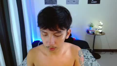 Snapshot of xcigbatecum chatting on 06-27-26, 05:23 Charlie online show from 06-27-26, 05:23