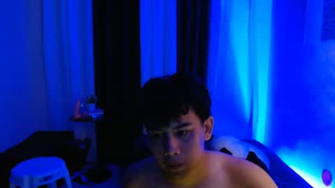 Snapshot of xcigbatecum chatting on 07-19-26, 09:13 Charlie online show from 07-19-26, 09:13