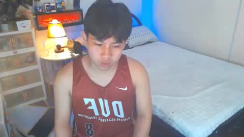 Snapshot of xcigbatecum chatting on 07-31-26, 04:17 Charlie online show from 07-31-26, 04:17