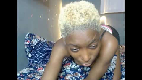 Snapshot of xcreamypussy chatting on 02-10-25, 11:34 xcreamypussy online show from 02-10-25, 11:34