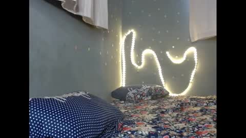 Snapshot of xcreamypussy chatting on 02-13-25, 08:27 xcreamypussy online show from 02-13-25, 08:27