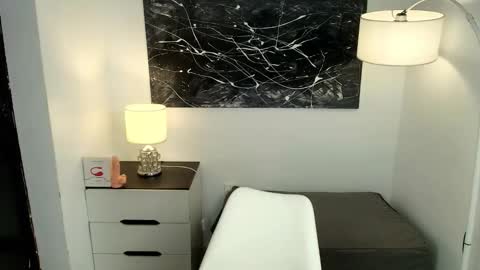 Candy Lily online show from 09-18-25, 01:18