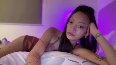 Sachi Cy online show from 10-29-25, 05:58