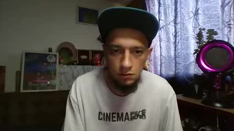 Snapshot of xdantex19 chatting on 05-13-26, 01:30 xdantex19 online show from 05-13-26, 01:30