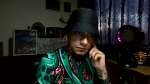 Snapshot of xdantex19 chatting on 05-28-26, 10:40 xdantex19 online show from 05-28-26, 10:40