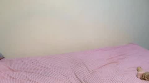 xeenah online show from 02-18-26, 10:39