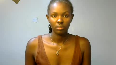 Snapshot of xeenah chatting on 06-25-26, 10:14 xeenah online show from 06-25-26, 10:14
