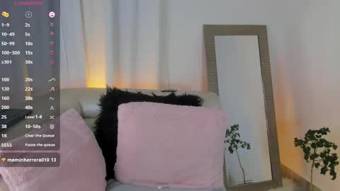 xena_bush online show from 05-17-26, 09:28