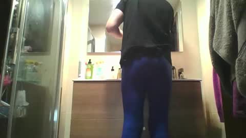 Snapshot of xeson47 chatting on 02-14-25, 08:10 xeson47 online show from 02-14-25, 08:10