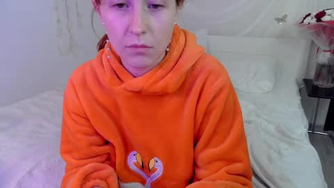 Snapshot of xeva_angelx chatting on 05-31-26, 04:31 Xeva Angels online show from 05-31-26, 04:31