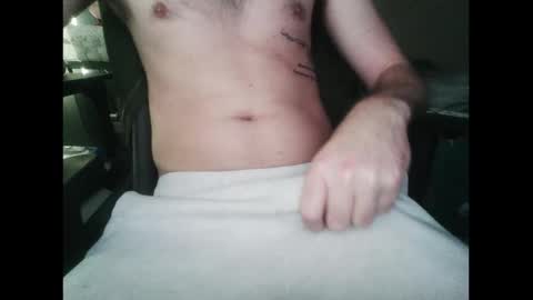 Snapshot of xgirthonlyx chatting on 09-19-25, 07:14 xgirthonlyx online show from 09-19-25, 07:14