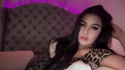 Snapshot of xher_hidden_collectionx chatting on 02-15-26, 02:58 GODDESSS LEXII online show from 02-15-26, 02:58
