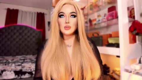 Snapshot of xher_hidden_collectionx chatting on 02-23-26, 04:48 GODDESSS LEXII online show from 02-23-26, 04:48