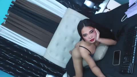 xhugesignificant69x online show from 12-11-24, 12:12