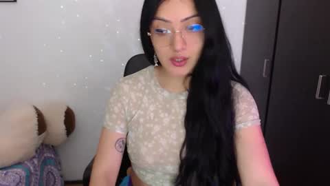 Xia online show from 11-23-25, 10:20