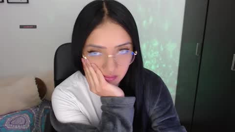 Xia online show from 11-28-25, 11:18