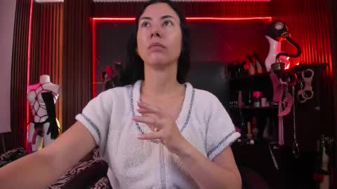 XiaQueen   I M online show from 10-22-25, 11:21