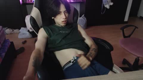 xIce Boy online show from 12-14-25, 10:36