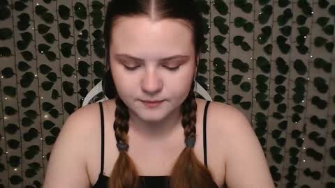 Lina online show from 01-10-25, 04:12