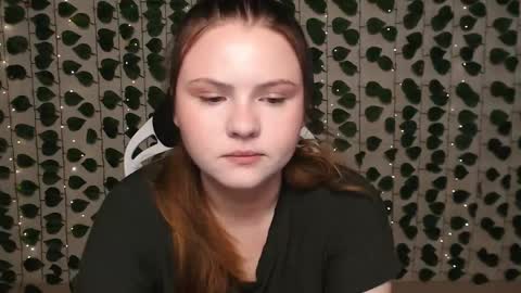 Lina online show from 02-11-25, 04:11
