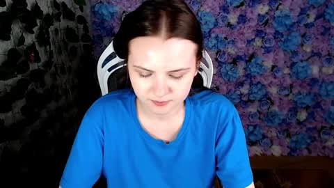 Lina online show from 09-13-25, 05:18