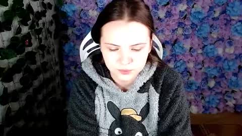 Lina online show from 10-10-25, 06:12