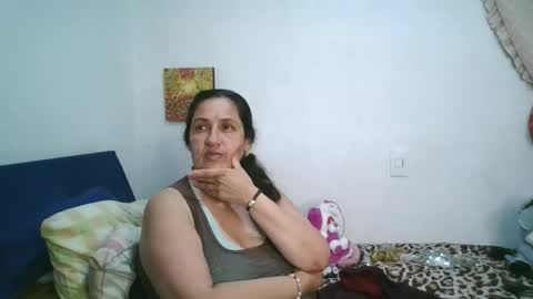 Snapshot of xime5144838 chatting on 05-02-26, 11:43 Ximena online show from 05-02-26, 11:43
