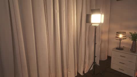 Ximena cortez online show from 11-13-25, 12:31