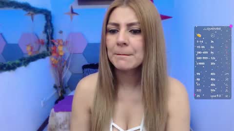 Ximena online show from 12-22-25, 12:35