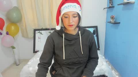 Snapshot of ximena_sm chatting on 12-10-24, 06:17 Ximena online show from 12-10-24, 06:17