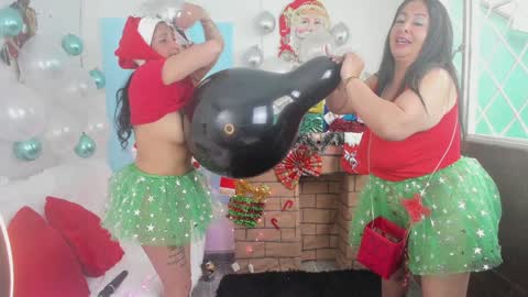 Snapshot of ximena_sm chatting on 12-21-24, 12:49 Ximena online show from 12-21-24, 12:49