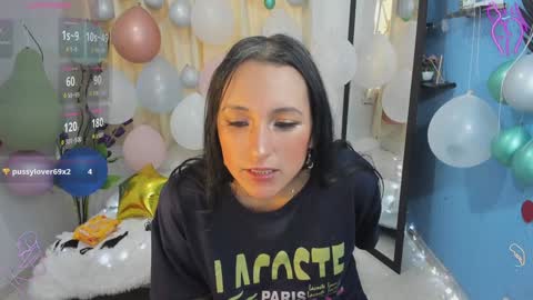 Snapshot of ximena_sm chatting on 01-30-25, 03:40 Ximena online show from 01-30-25, 03:40