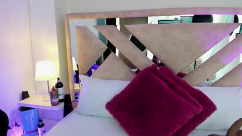 Xime  online show from 03-21-26, 03:33