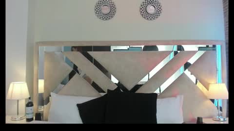 Snapshot of ximena_vasquez8 chatting on 04-24-26, 04:15 Xime online show from 04-24-26, 04:15
