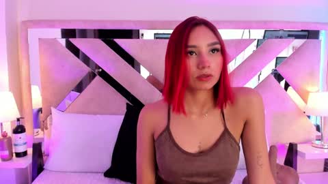 Snapshot of ximena_vasquez8 chatting on 05-01-26, 04:28 Xime online show from 05-01-26, 04:28